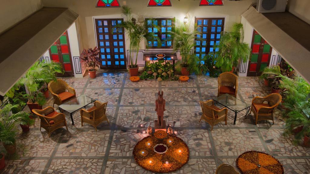 Hari Mahal Palace By Pachar Group Джайпур Екстериор снимка